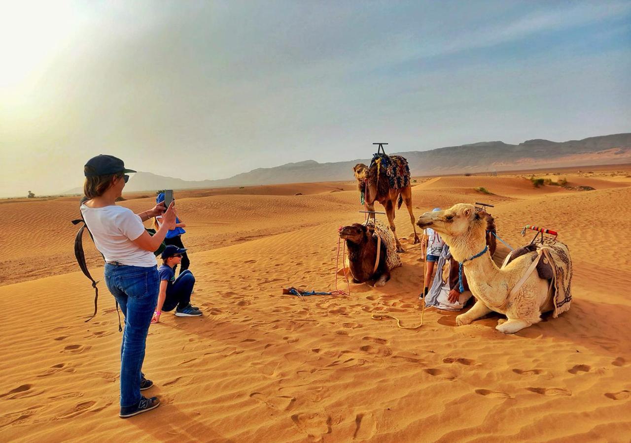 מלון זאגורה Sahara Relax Camps מראה חיצוני תמונה